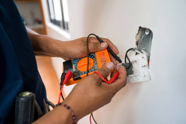 Best Circuit Breaker Repair  in Shorewood Tower Hills Harbert, MI