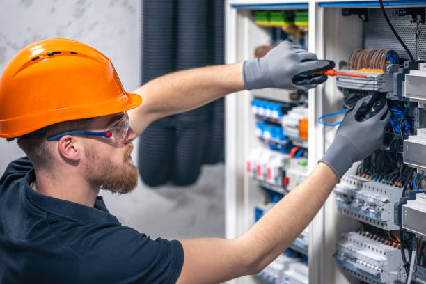 Best Emergency Electrician Near Me  in Shorewood Tower Hills Harbert, MI
